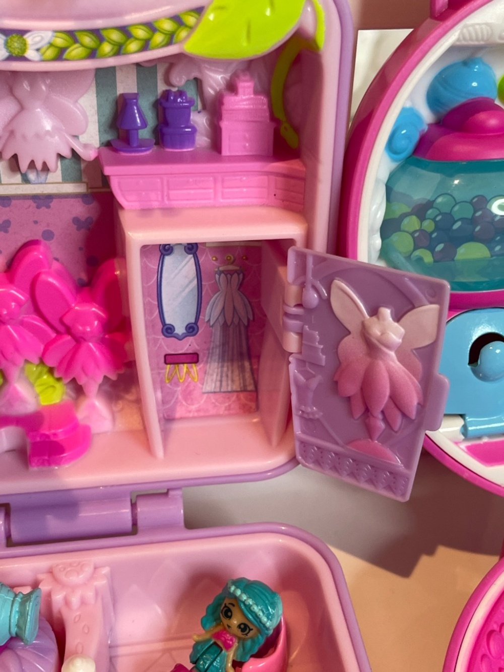 Shopkins Lil Secrets Mini Locket Playsets - Picture 5 of 10